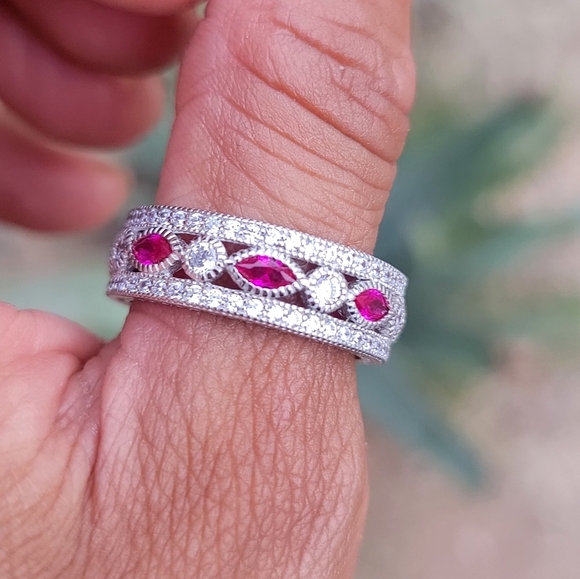 Gorgeous and elegant 925 sterling silver marquise rubies and round CZ diamonds w - Picture 13 of 16